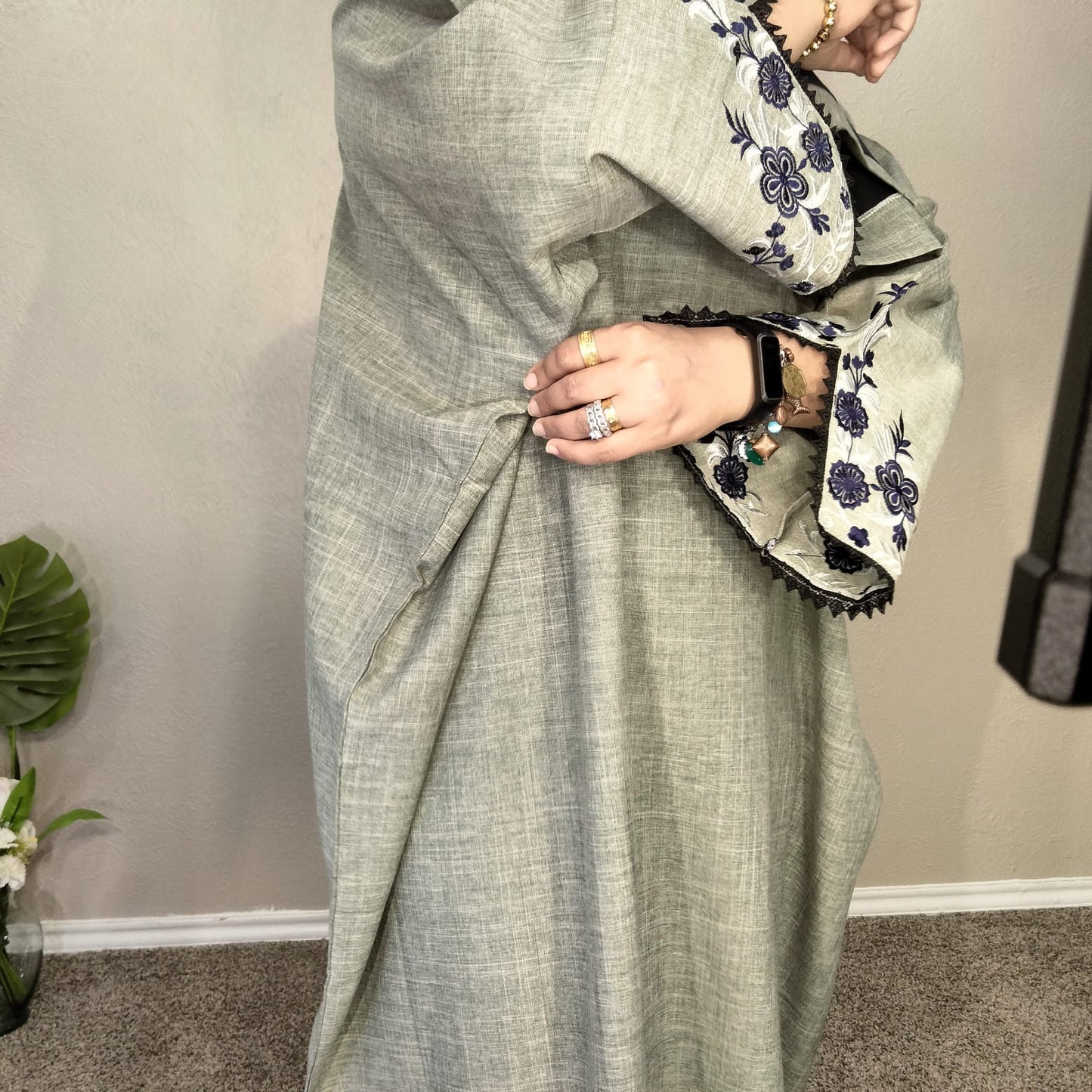 2 Piece Oversized Embroidery Linen Dubai Abaya