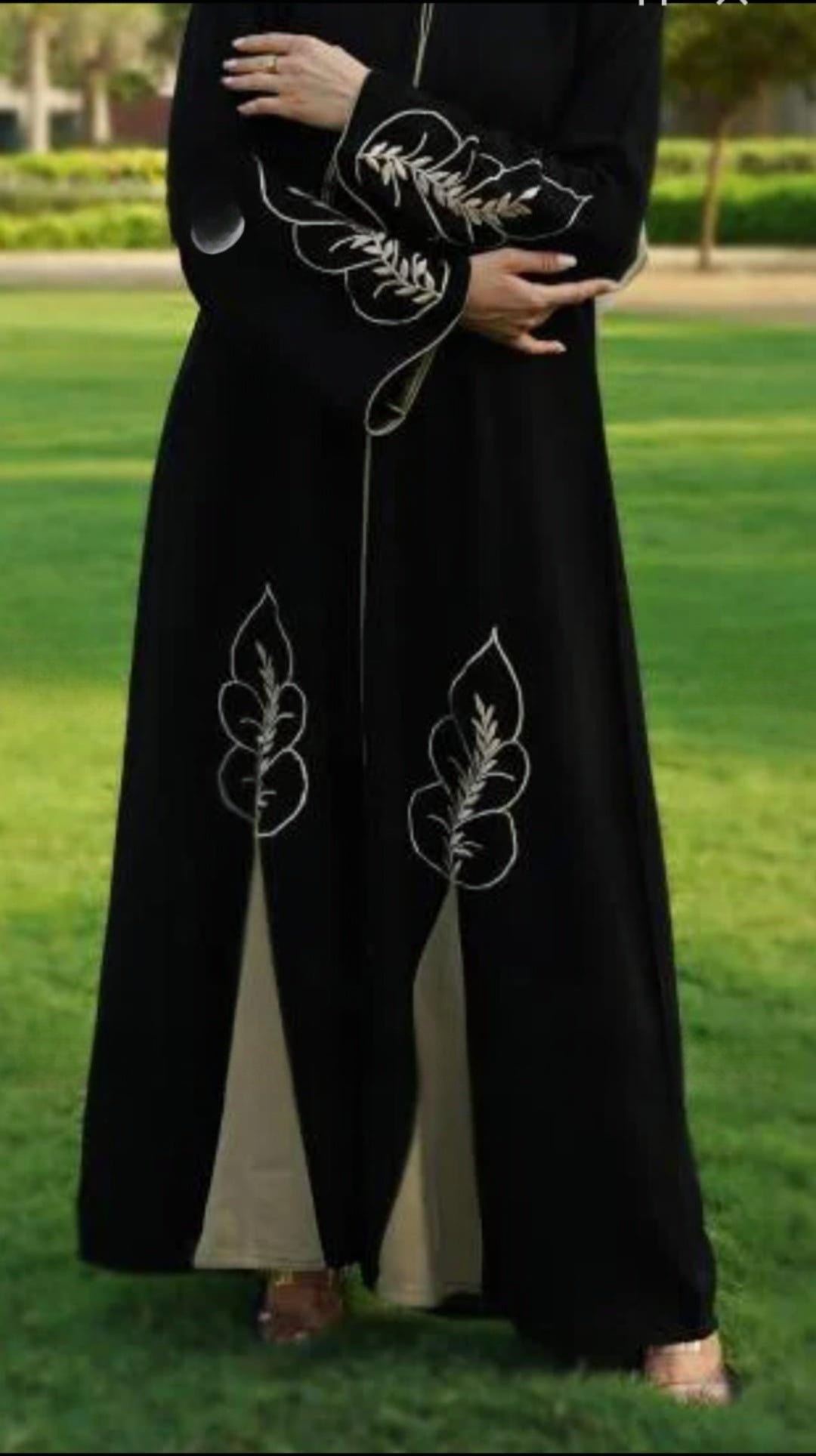 Stylish Masha Crepe Dubai Abaya with Embroidery and Piping - USA Hijab World