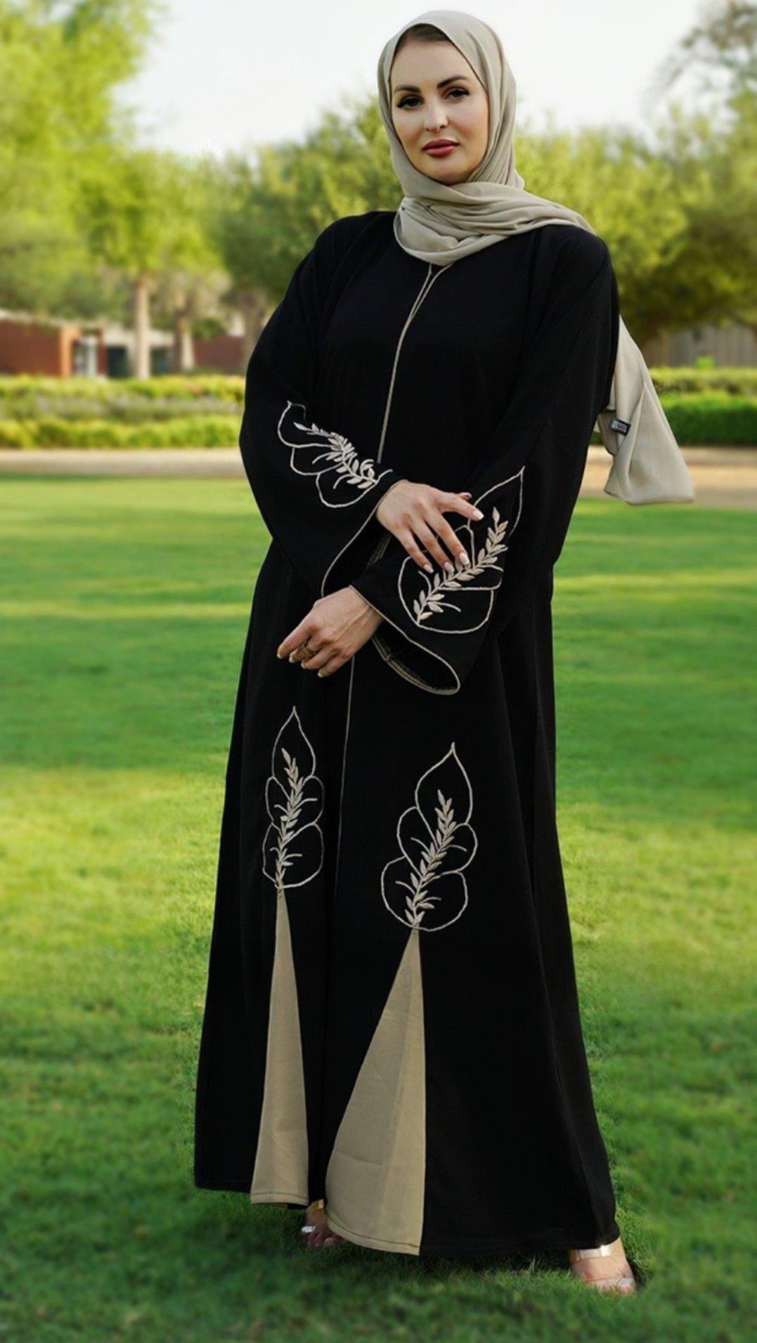 Stylish Masha Crepe Dubai Abaya with Embroidery and Piping - USA Hijab World