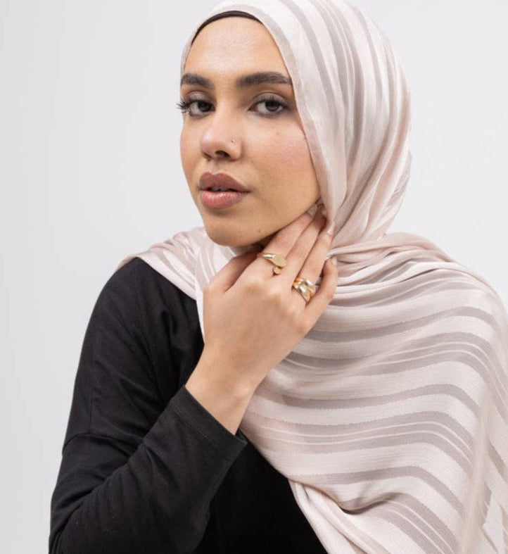 Chiffon & Satin Le Voile Splendor Scarf Beige