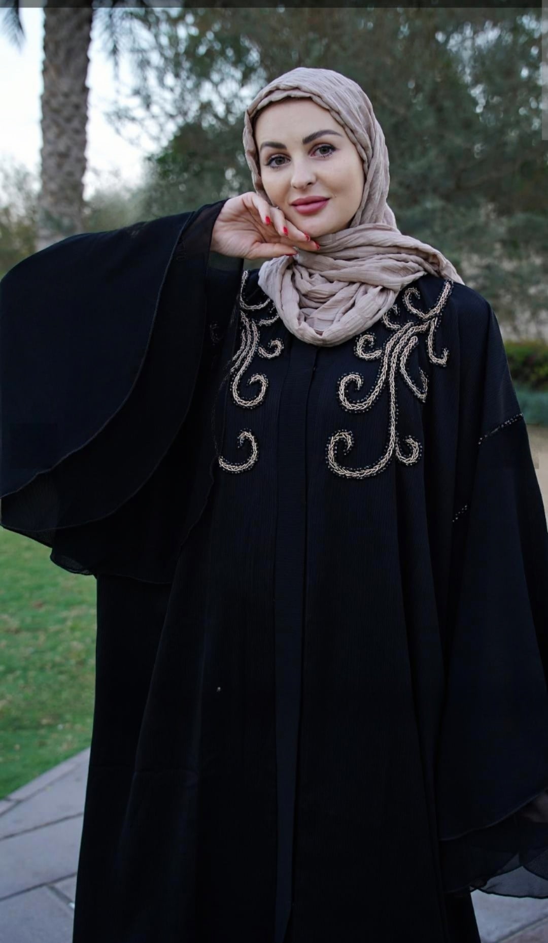 Front-Open Modest Abaya with Crystal Handwork on the Front and Shoulders in Black - USA Hijab World